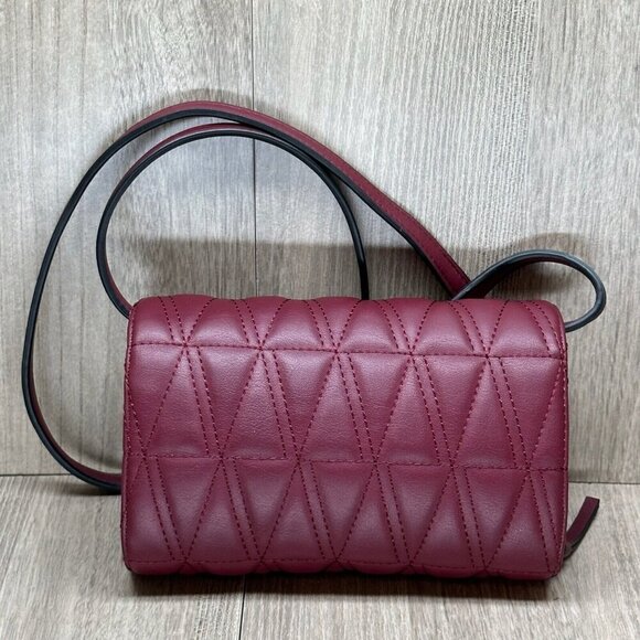 Simply Vera Wang Signature Quilted Envelope Mini Crossbody Bag Purse Burgundy - Picture 3 of 10